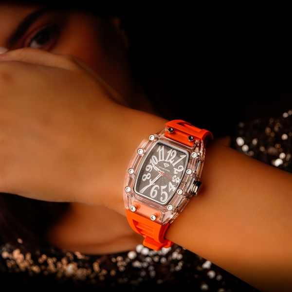 Diamonds  Black Dial-O